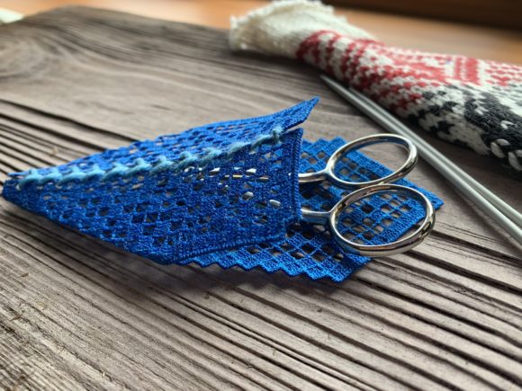 Scissor Case: A Seasonal Embroidery Review